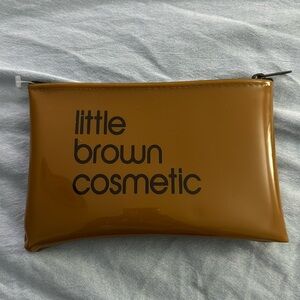 Cosmetic case! Mint condition. Gently used.